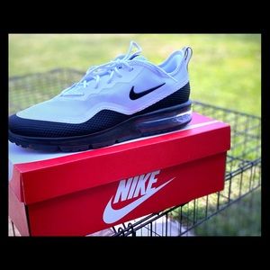 Nike sir max sequent 4.5
